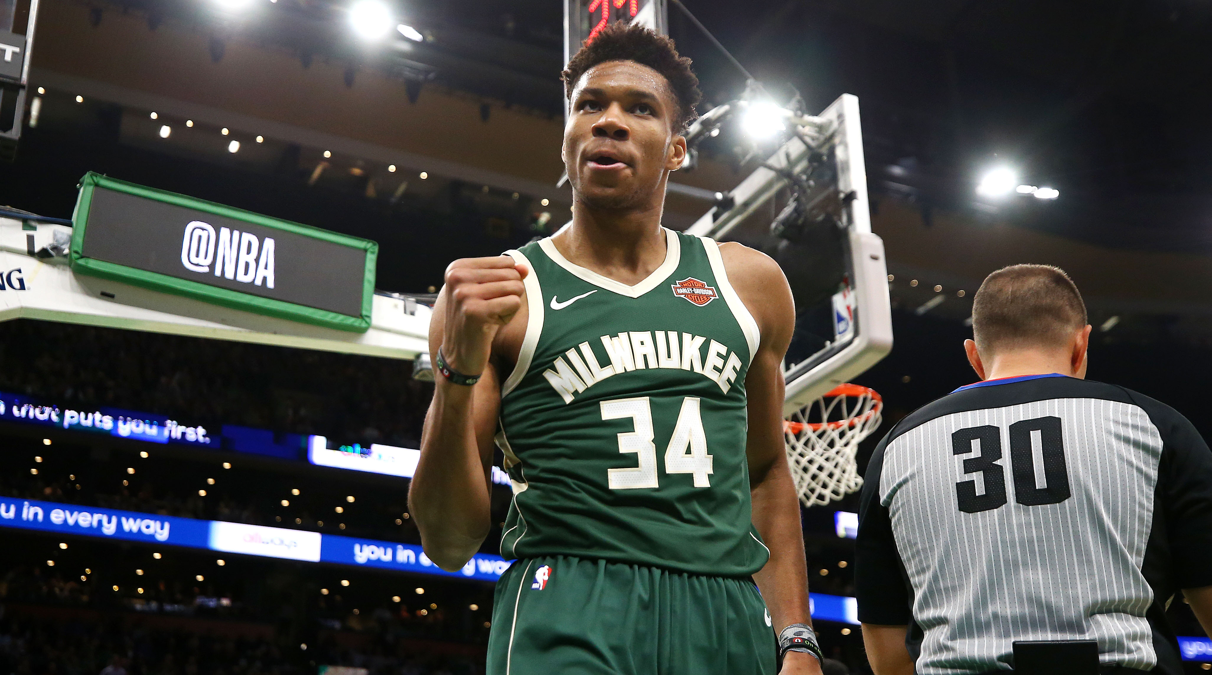 giannis_nba_playoffs_.jpg